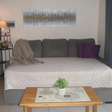 Family And Friends Flat Close To The Sea, Free Internet أيا نابا