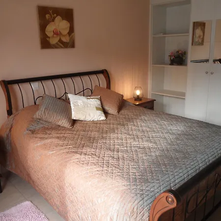 Family And Friends Flat Close To The Sea, Free Internet *