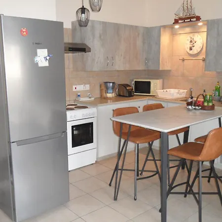 Family And Friends Flat Close To The Sea, Free Internet Apartment