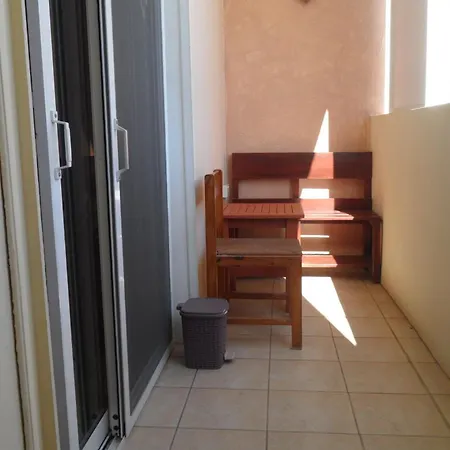 Family And Friends Flat Close To The Sea, Free Internet Apartment *
