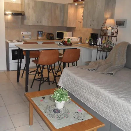 Apartment Family And Friends Flat Close To The Sea, Free Internet